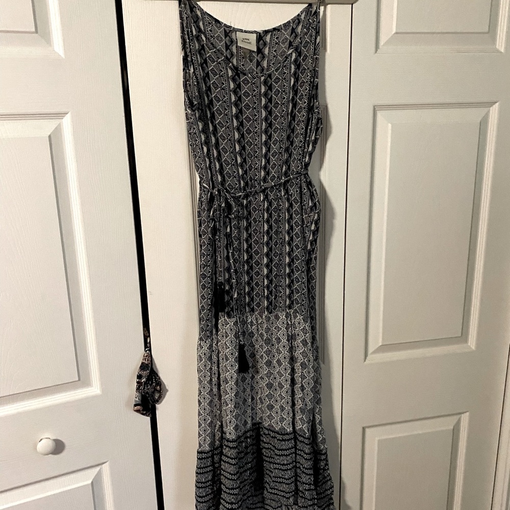 Knox Rose Tribal Print midi dress